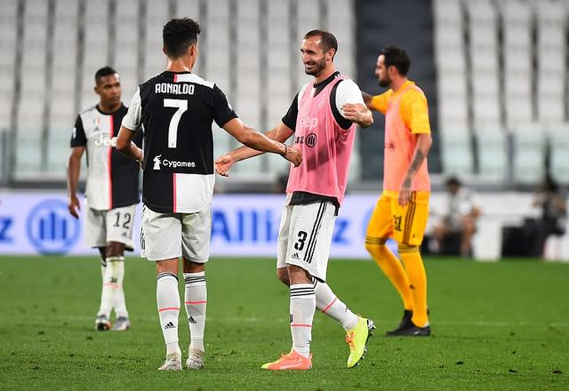 完美体育直播机构-尤文图斯主场大胜追赶积分榜前列的简单介绍